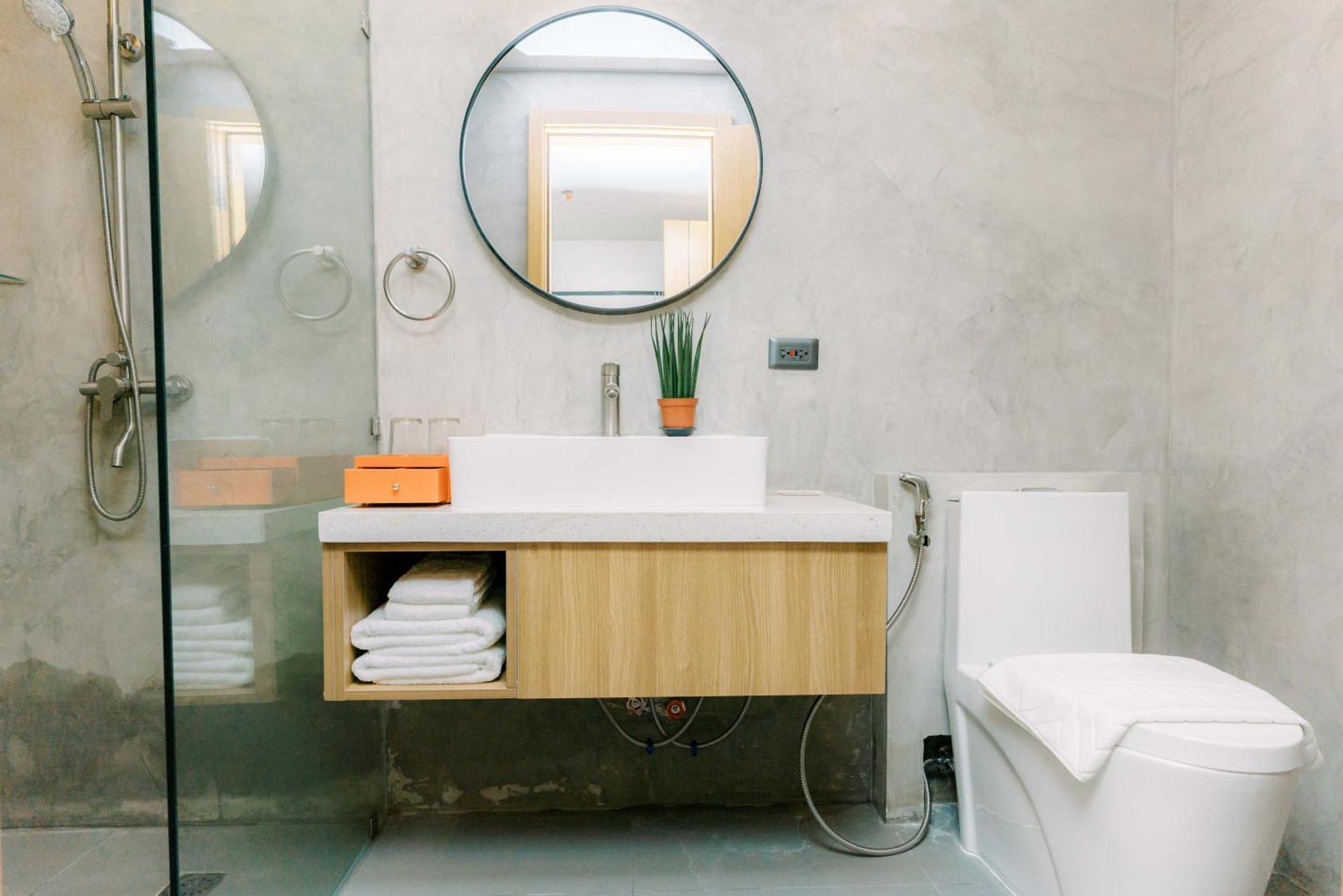 Levo Hotel Urdaneta エクステリア 写真