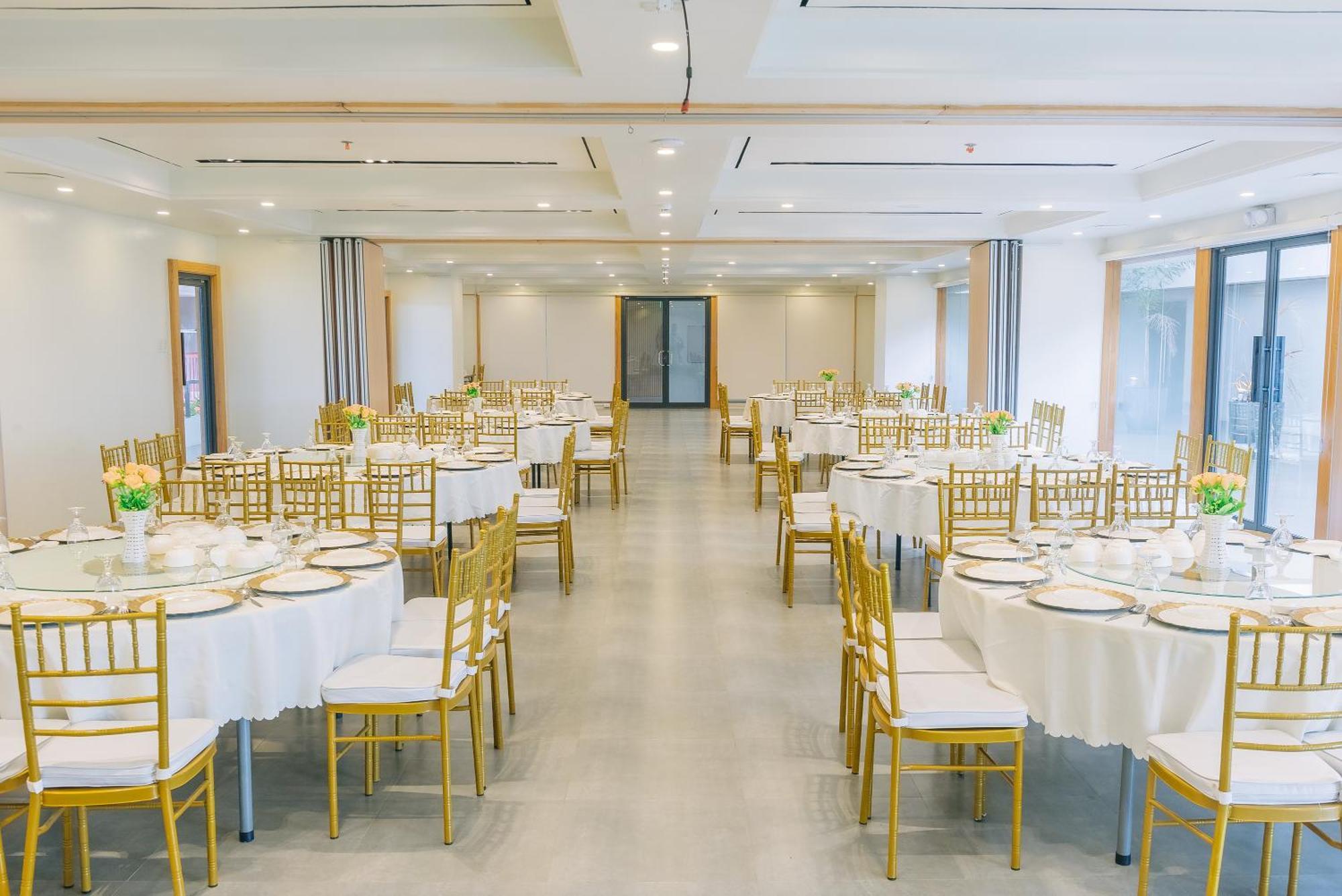 Levo Hotel Urdaneta エクステリア 写真
