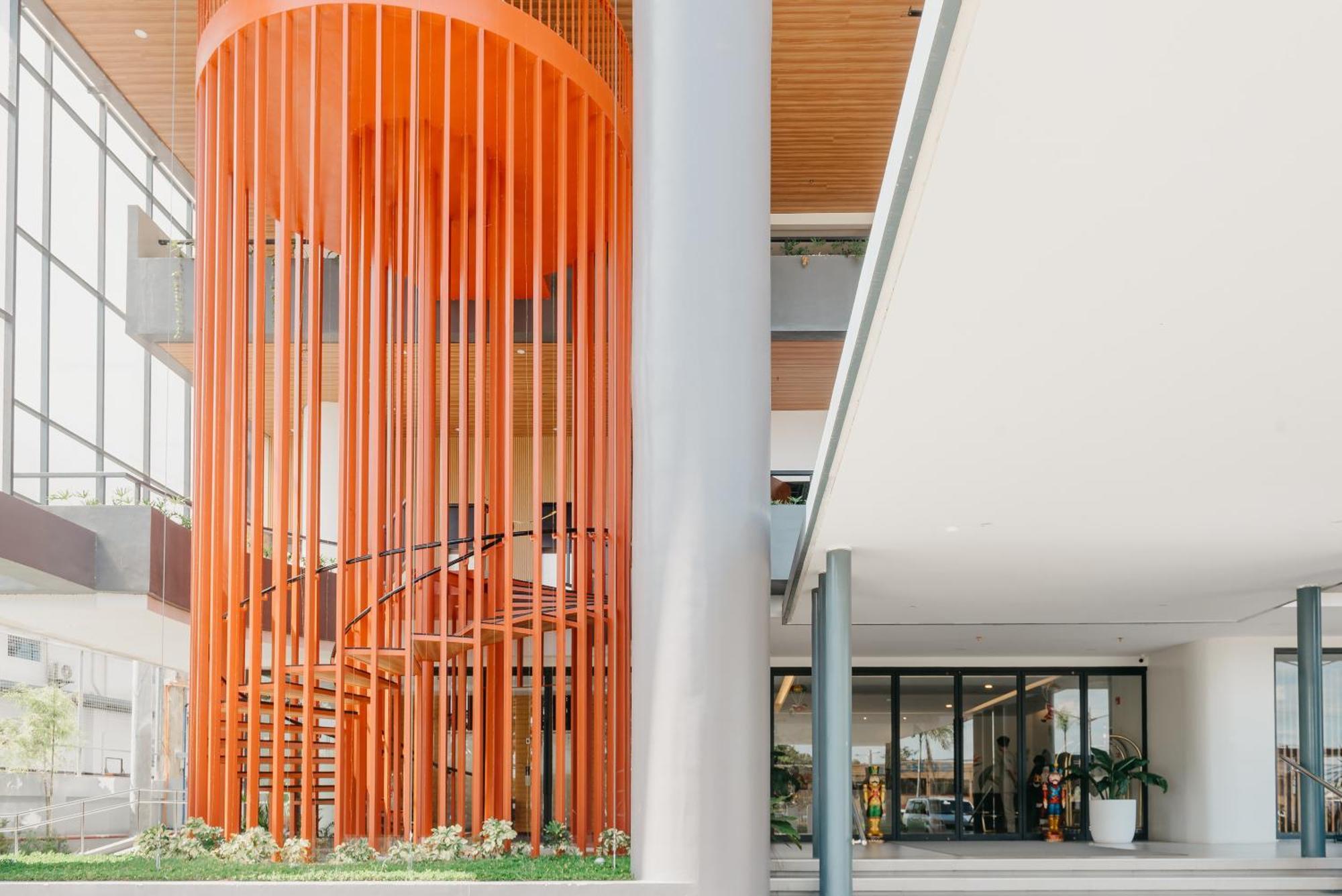 Levo Hotel Urdaneta エクステリア 写真