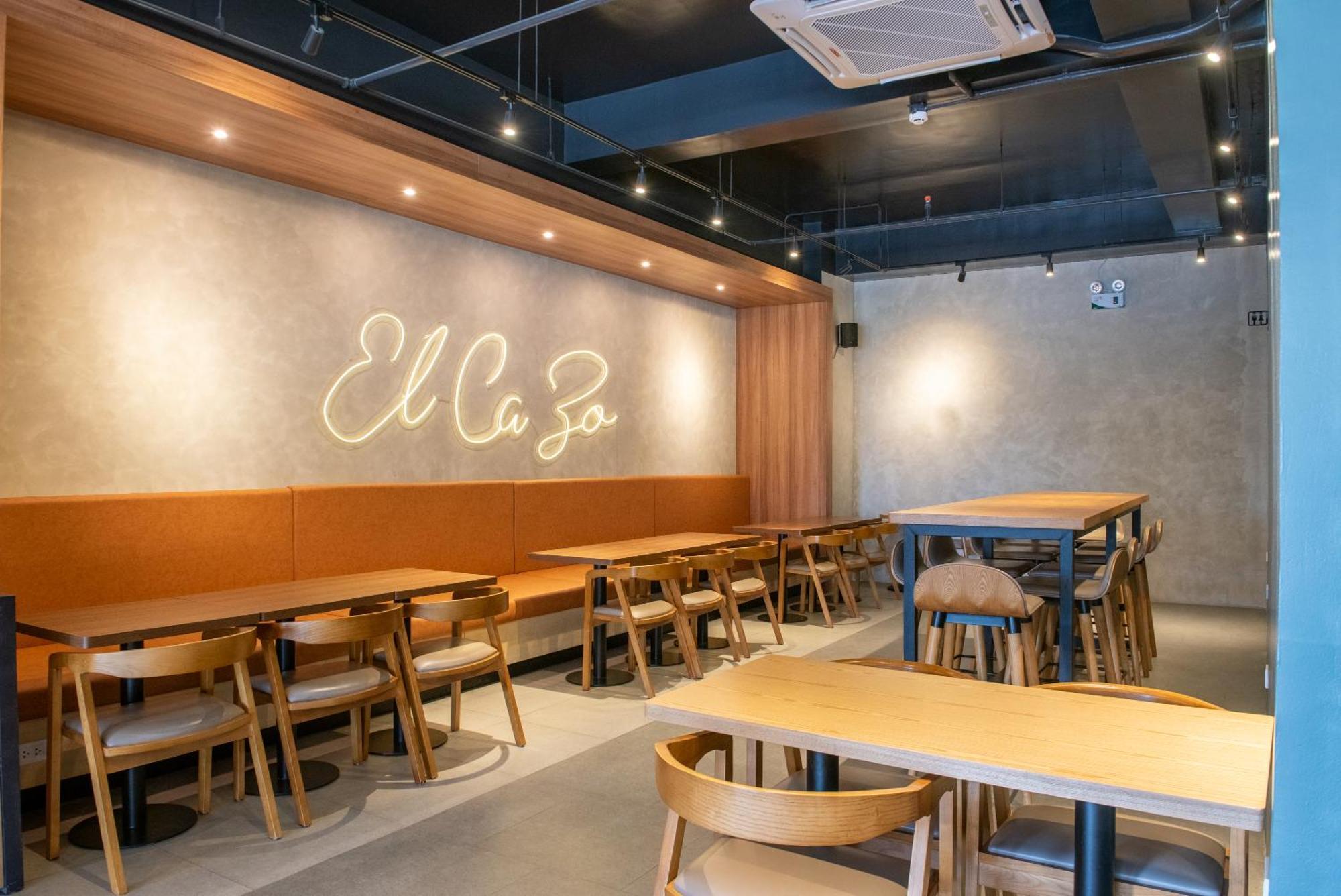 Levo Hotel Urdaneta エクステリア 写真